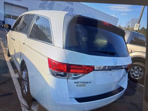 Used 2016 Honda Odyssey EX-L image 18