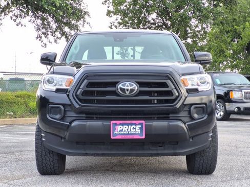 Used 2022 Toyota Tacoma SR w/ SR Convenience Package RWD image 2