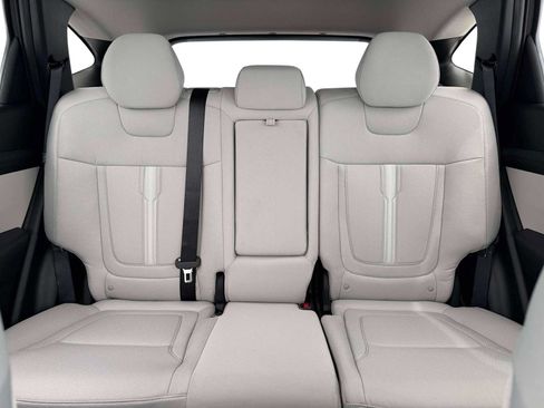 New 2026 Hyundai Tucson SEL FWD image 16