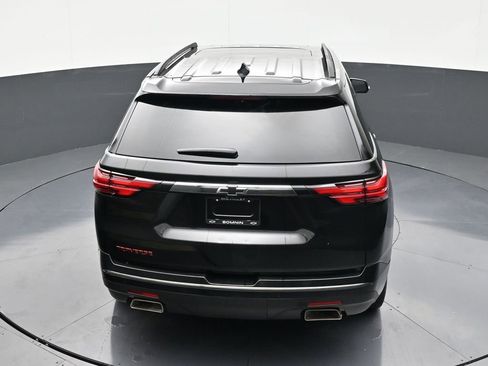 Used 2023 Chevrolet Traverse Premier w/ Redline Edition FWD image 15