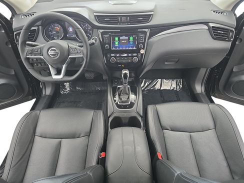Certified 2022 Nissan Rogue Sport SL w/ Premium Package AWD/4WD image 9