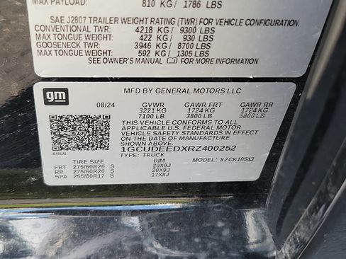 Used 2024 Chevrolet Silverado 1500 RST AWD/4WD image 30