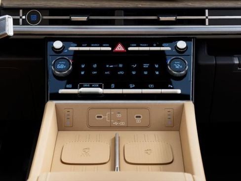 New 2026 Hyundai Santa Fe Calligraphy FWD image 16