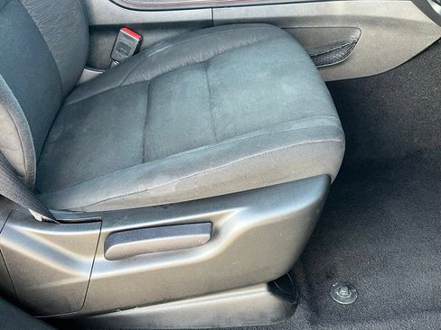 Used 2025 Dodge Durango GT RWD image 16