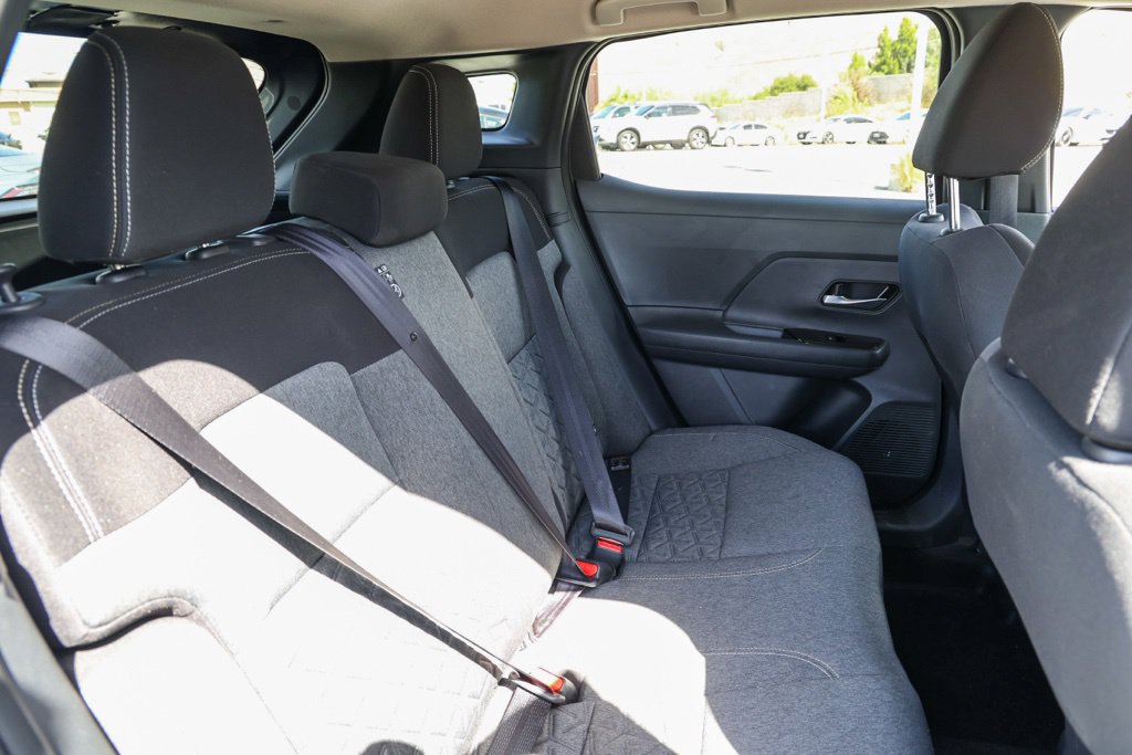 Used 2026 Nissan Kicks SV FWD image 19