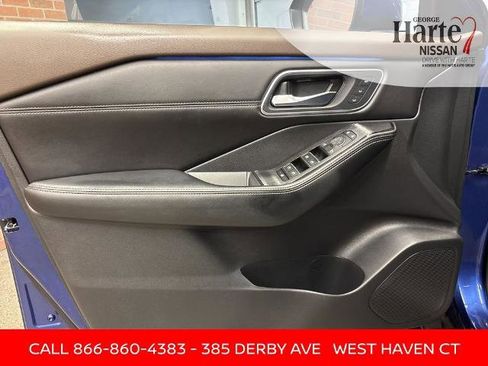 Certified 2023 Nissan Rogue Platinum image 20