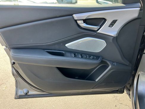 Certified 2025 Acura RDX w/ Technology Package image 12