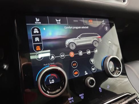 Used 2018 Land Rover Range Rover Velar R-Dynamic SE AWD/4WD image 23
