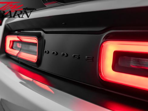 Used 2021 Dodge Challenger SRT Hellcat image 12