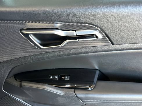 Used 2025 Kia Sportage SX FWD image 19