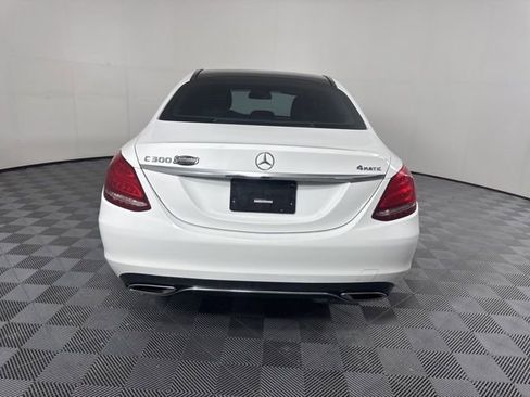 Used 2017 Mercedes-Benz C 300 4MATIC Sedan image 4