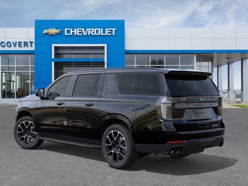 New 2026 Chevrolet Suburban RST w/ Comfort Package AWD/4WD image 3