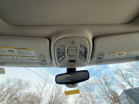 Used 2020 Jeep Compass Latitude image 24