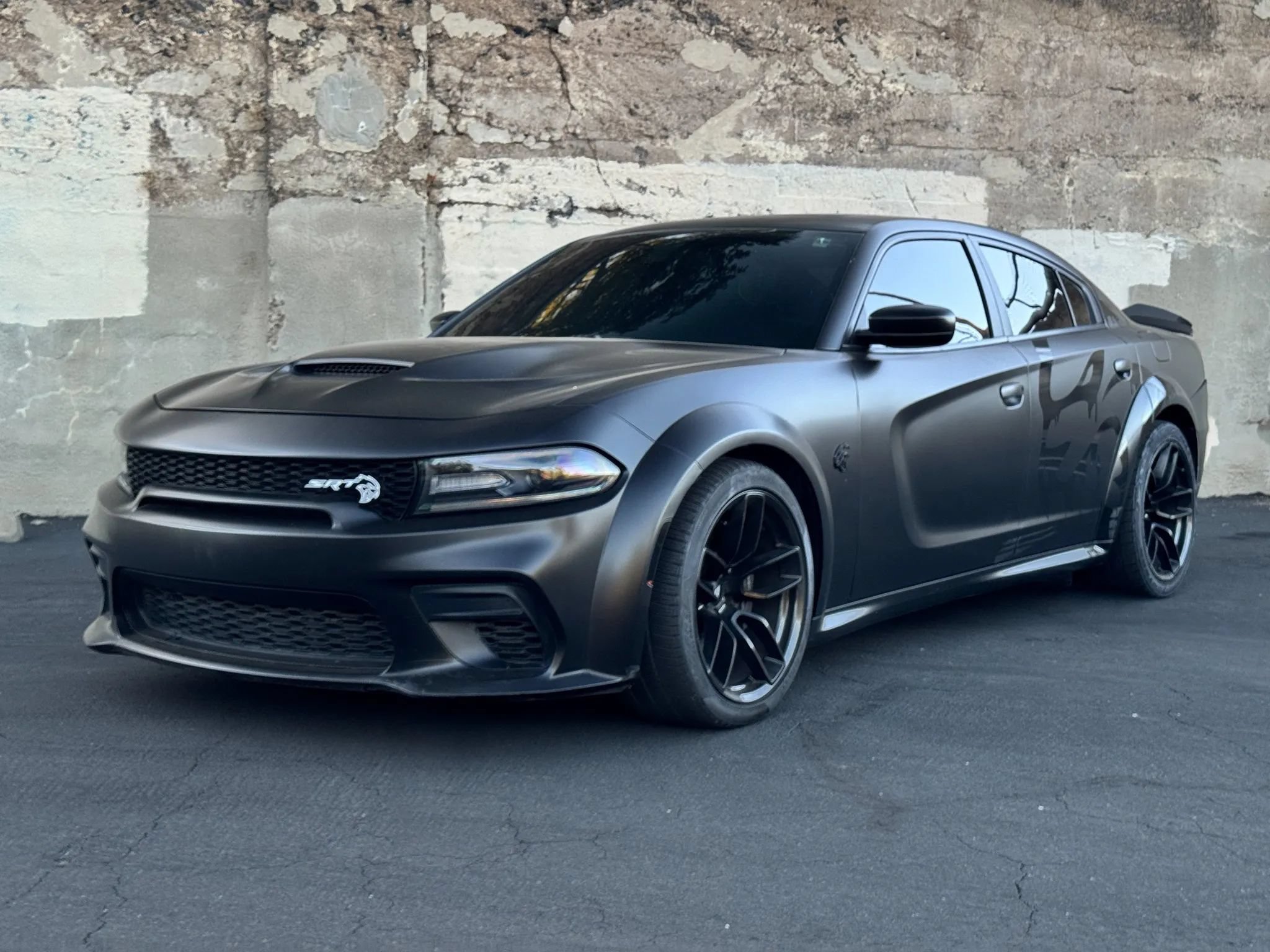 Used 2020 Dodge Charger SRT Hellcat w/ Navigation & Travel Group RWD image 12