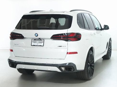 Certified 2024 BMW X5 xDrive40i w/ M Sport Package AWD/4WD image 48