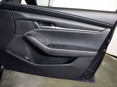 Used 2020 MAZDA MAZDA3 AWD Sedan w/ Select Package image 31