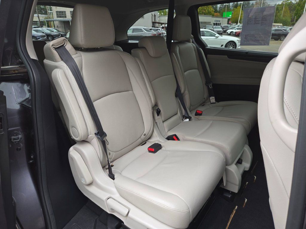 Used 2025 Honda Odyssey EX-L image 14
