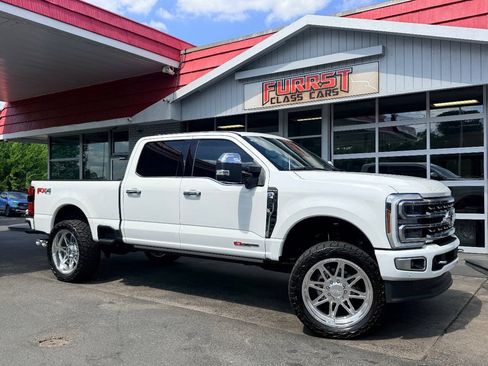 Used 2024 Ford F250 Platinum AWD/4WD image 1