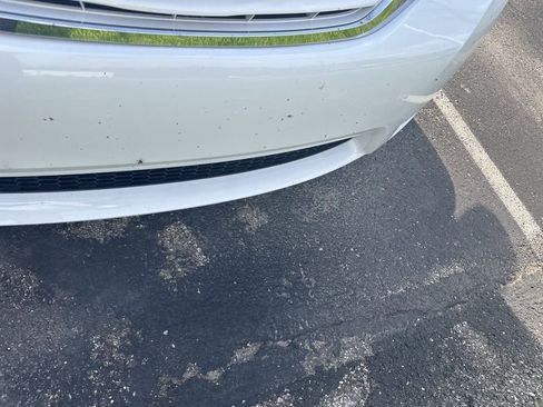 Used 2017 Toyota Sienna LE image 3