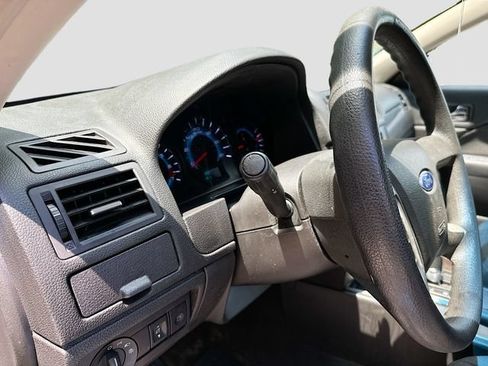Used 2012 Ford Fusion SE FWD image 10