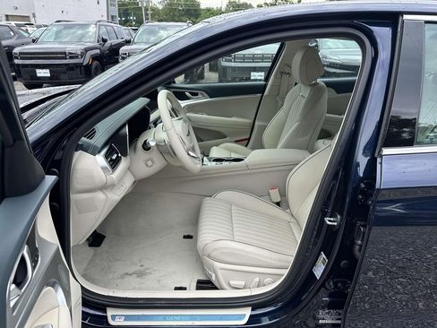 New 2026 Genesis G70 2.5T Prestige image 15