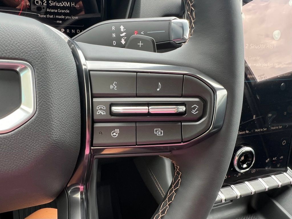 New 2027 GMC Terrain AT4 w/ LPO, Black Badging Package AWD/4WD image 16