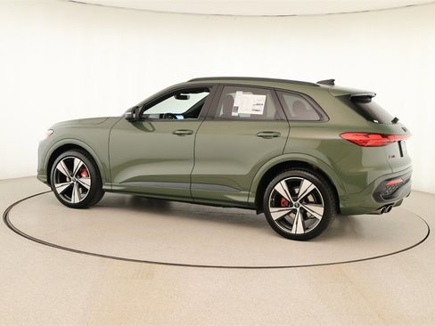New 2025 Audi SQ5 Prestige image 3