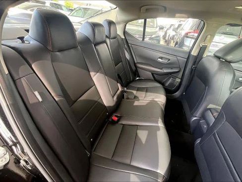 Certified 2024 Nissan Sentra SR w/ SR Premium Package FWD image 21