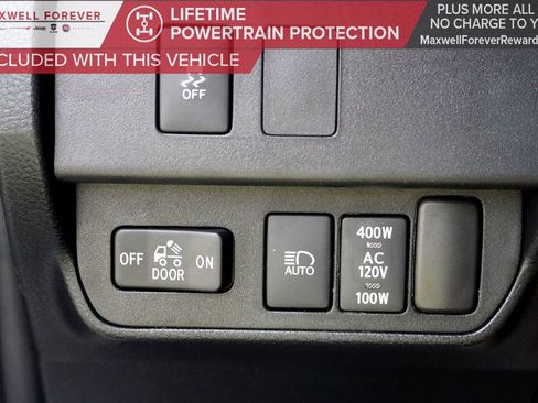 Used 2020 Toyota Tacoma SR5 image 22