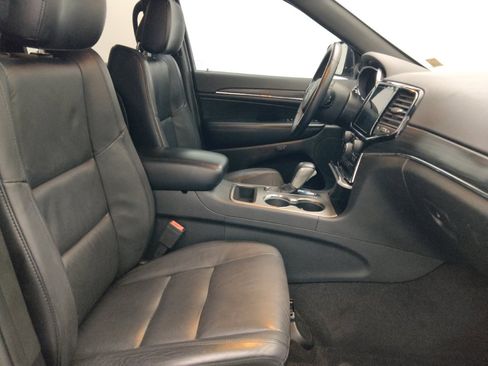 Used 2019 Jeep Grand Cherokee Limited RWD image 21