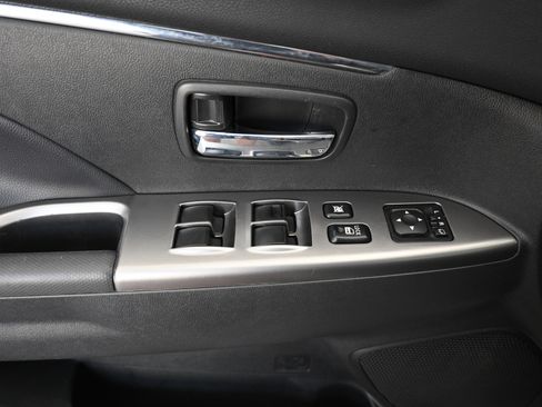 Used 2023 Mitsubishi Outlander Sport SE image 15