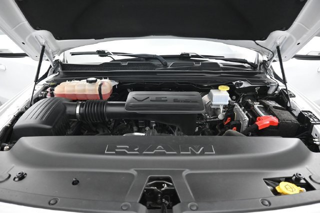 Used 2022 RAM 1500 Big Horn AWD/4WD image 32