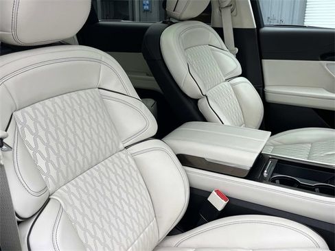 Used 2024 Lincoln Nautilus Black Label w/ Jet Appearance Package (87T) image 27