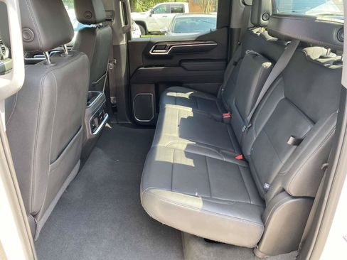 Used 2023 Chevrolet Silverado 1500 LTZ RWD image 4