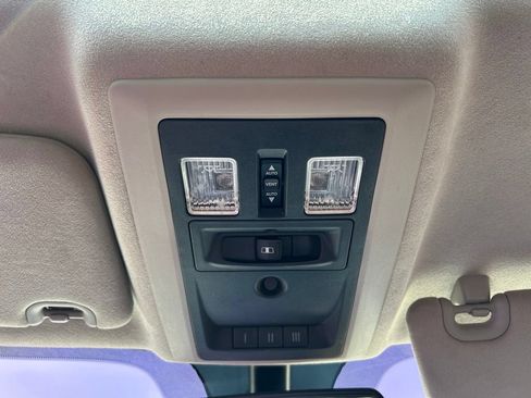 Used 2018 RAM 3500 Laramie Longhorn AWD/4WD image 25