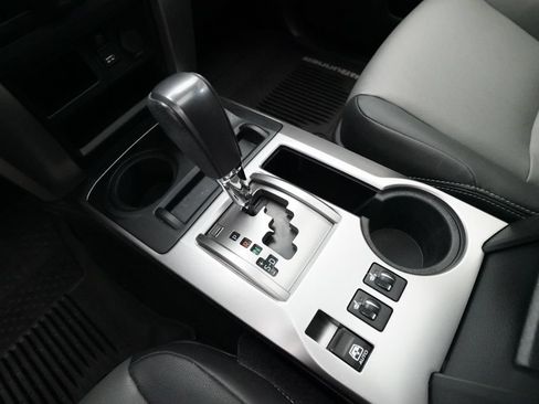 Used 2021 Toyota 4Runner SR5 Premium w/ Moonroof Package AWD/4WD image 16