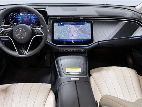 New 2026 Mercedes-Benz E 450 4MATIC Sedan image 6