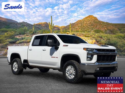 Used 2021 Chevrolet Silverado 3500 LT w/ Convenience Package AWD/4WD image 1