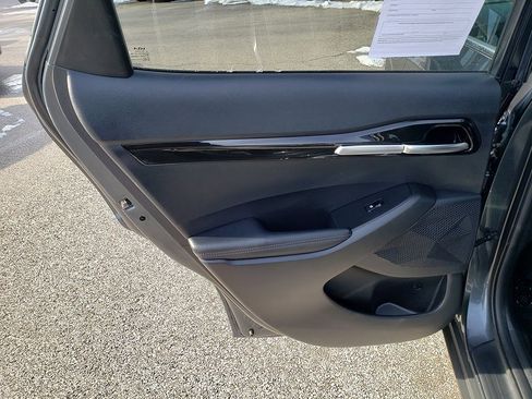 Used 2024 Kia Seltos EX image 12