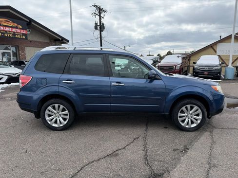 Used 2011 Subaru Forester 2.5X Touring w/ Popular Equipment Group 4B AWD/4WD image 9
