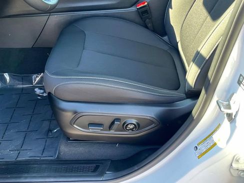 Used 2024 Jeep Grand Cherokee Laredo w/ MOPAR Finishing Package image 14