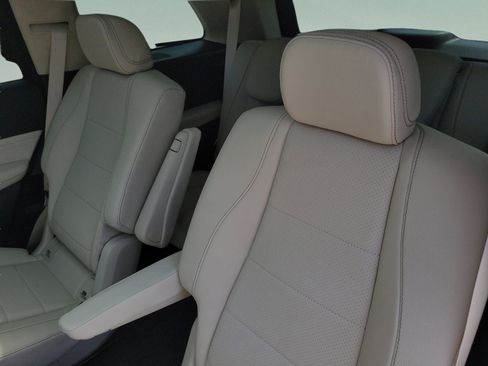 Certified 2026 Mercedes-Benz GLS 450 4MATIC image 13