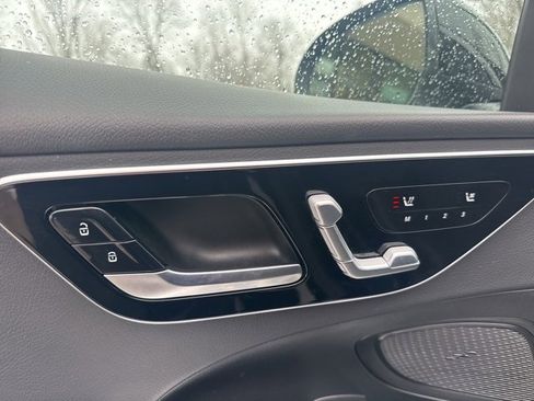 Used 2024 Mercedes-Benz C 300 Sedan image 12