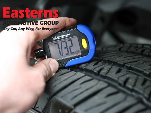 Used 2025 Jeep Wrangler Unlimited Sahara AWD/4WD image 25