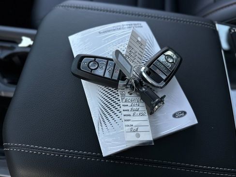 New 2026 Ford F250 Lariat w/ Lariat Ultimate Package image 80