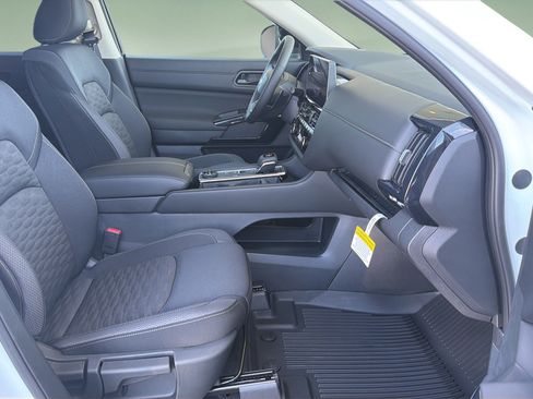 New 2026 Nissan Pathfinder SV AWD/4WD image 11