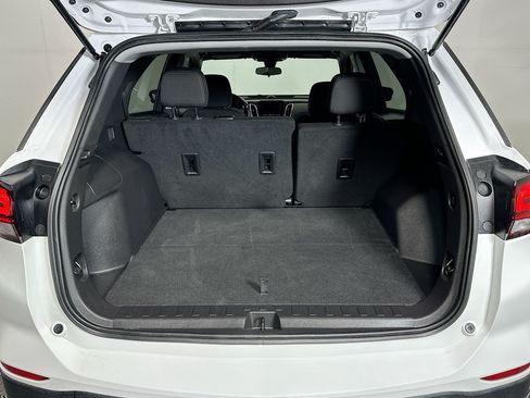 Used 2023 Chevrolet Equinox LS w/ LS Convenience Package FWD image 27
