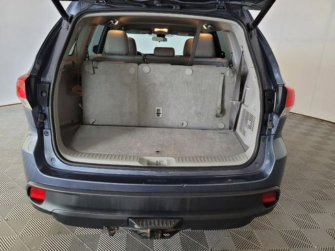 Used 2018 Toyota Highlander Plus AWD/4WD image 29