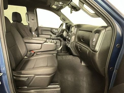 Used 2024 Chevrolet Silverado 1500 Custom w/ Dark Appearance Package AWD/4WD image 30