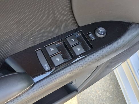 Certified 2018 Cadillac XTS Luxury FWD image 21